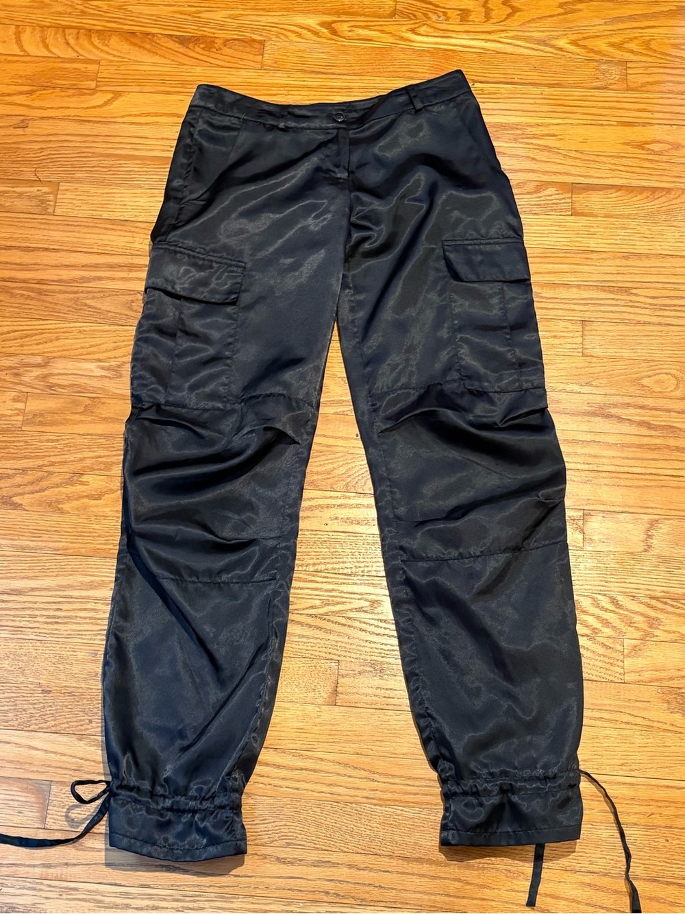 Black Cargo Pants - Classic Utility Style